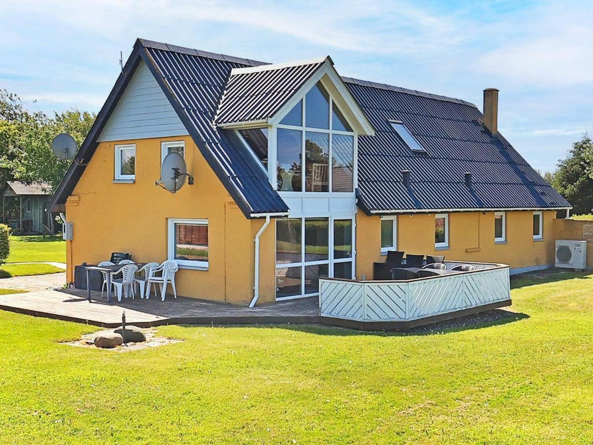 10 Person Holiday Home In Vinderup Exterior foto